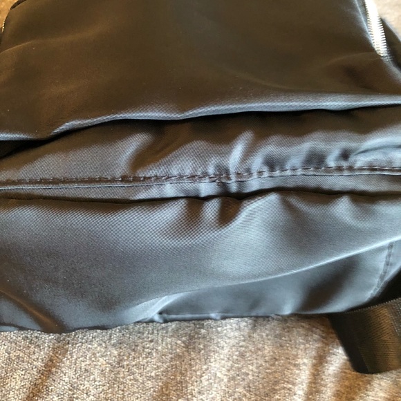 Small backpack 🎒 - Picture 4 of 7